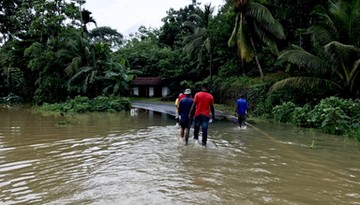 Sri Lanka. Ponad 120 zginęło wskutek powodzi i osuwisk, 130 jest zaginionych