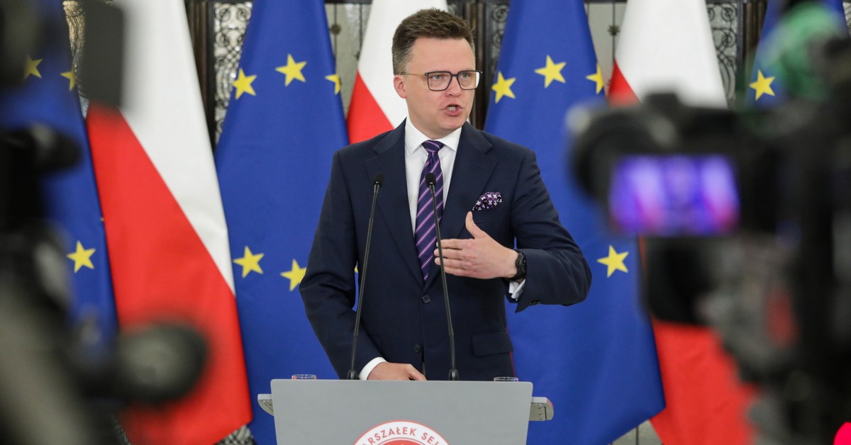 Hołownia stawia warunki Tuskowi. "Rekonstrukcja rządu teraz"