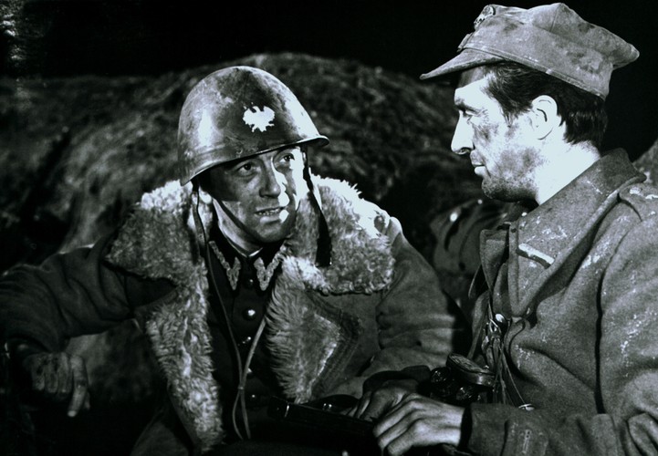 Andrzej Łapicki i Andrzej Kopiczyński w filmie 'Jarzębina czerwona'