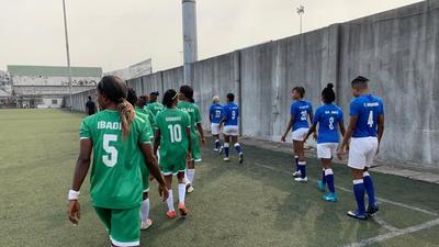 Robo Queens vs Nasarawa Amazons.