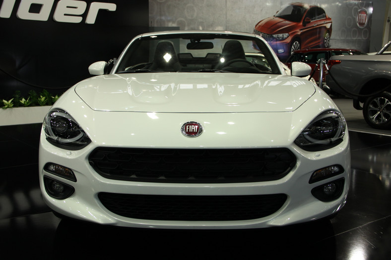 Fiat 124 Spider (Poznań 2016)