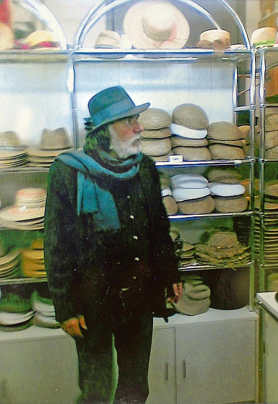 šešire iz ove radnje nose Rade Šerbedžija, Petar Božović...