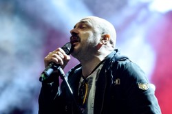 "Strach XXI wieku", czyli nowy album grupy Arka Jakubika, Dr Misio