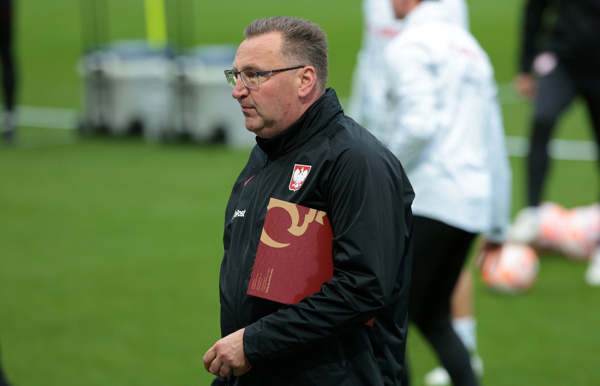 Selekcjoner piłkarskiej reprezentacji Polski Czesław Michniewicz