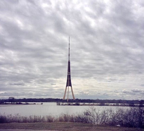 Wieża w Rydze (Łotwa) jest najwyższą w UE