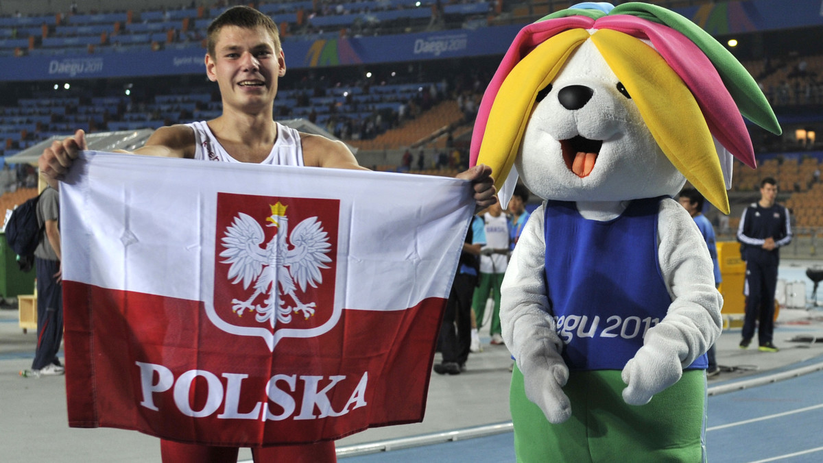 Paweł Wojciechowski, który wywalczył złoty medal w skoku o tyczce podczas mistrzostw świata w południowokoreańskim Daegu, mógł nie wystartować w poniedziałkowych zawodach.