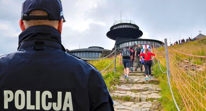 Tragedia w drodze na Śnieżkę. Niemowlę nie przeżyło. Policja szuka świadków