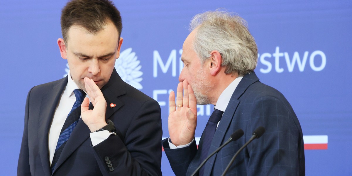 Minister finansów Andrzej Domański i wiceminister Jarosław Neneman