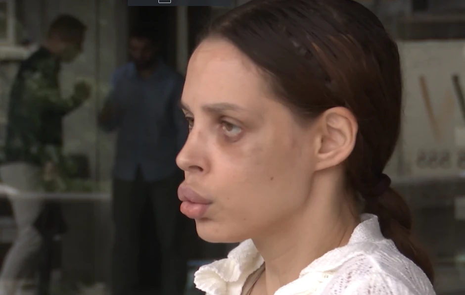 Nataša Šavija ispred Palate pravde