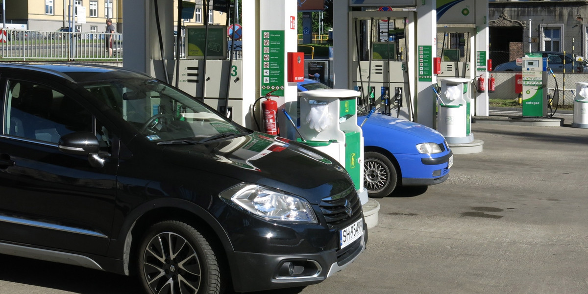 Ceny paliw znowu podrożeją o kilka groszy na litrze