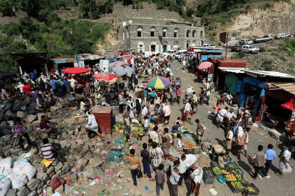 The Wider Image: Living on a mountaintop