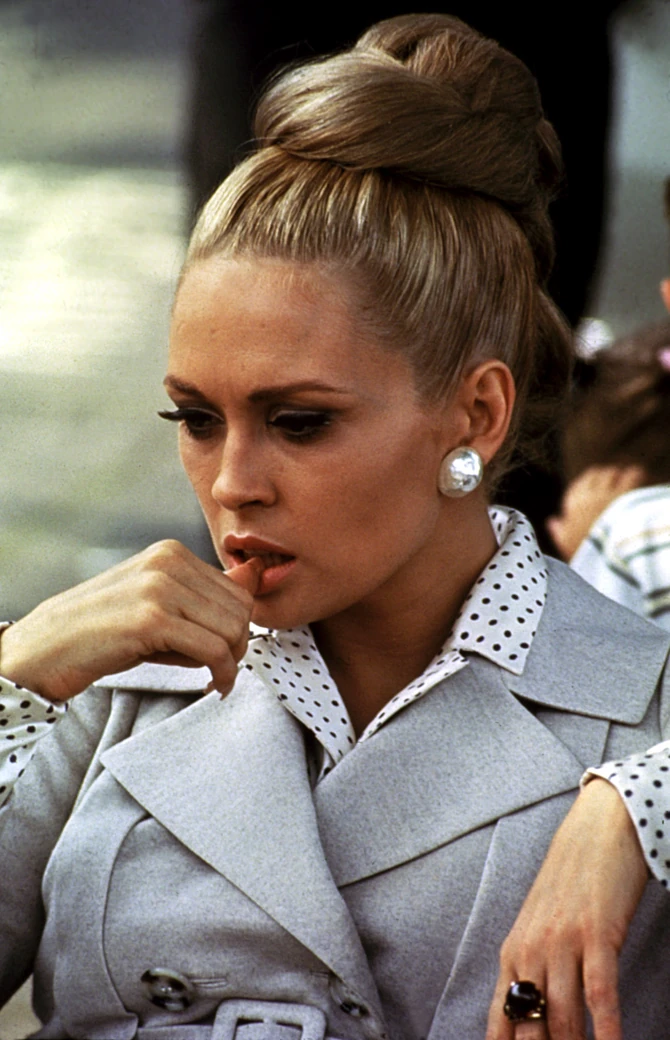 Fej Danavej je ostavila Mastrojanija kad je videla kako u javnosti razmenjuje nežnosti sa suprugom