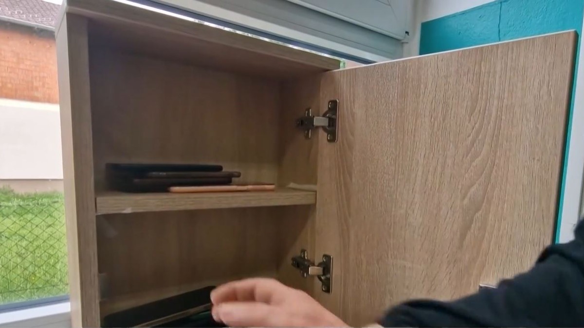 Šta sve obuhvata Nacrt zakona o zabrani telefona u školama