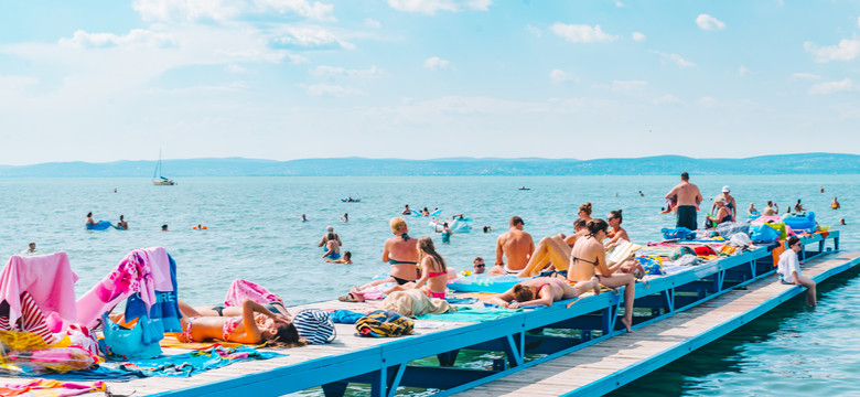 Turyści oddają mocz do jeziora Balaton. Władze znalazły na to sposób