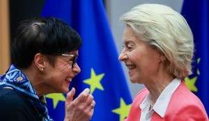 Marta Kos, Ursula fon der Lajen