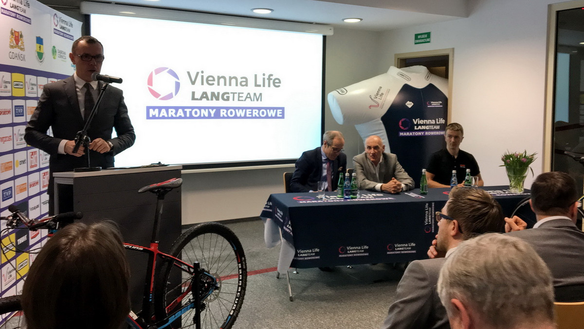 Sześć edycji w sześciu malowniczych miejscach i trasy o różnej trudności – tak będzie wyglądał cykl Vienna Life Lang Team Maratonów Rowerowych, który zaprezentowano w czwartek w Warszawie.