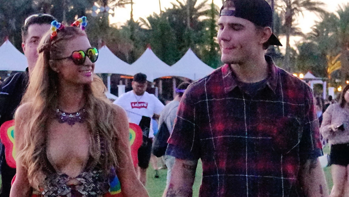 Paris Hilton i Chris Zykla na Coachella 2017