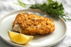 Pyszny obiad na piątek. Podajemy przepis, Ty gotujesz. Ryba w najlepszej, chrupiącej panierce