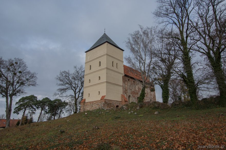 Zamek w Bezławkach