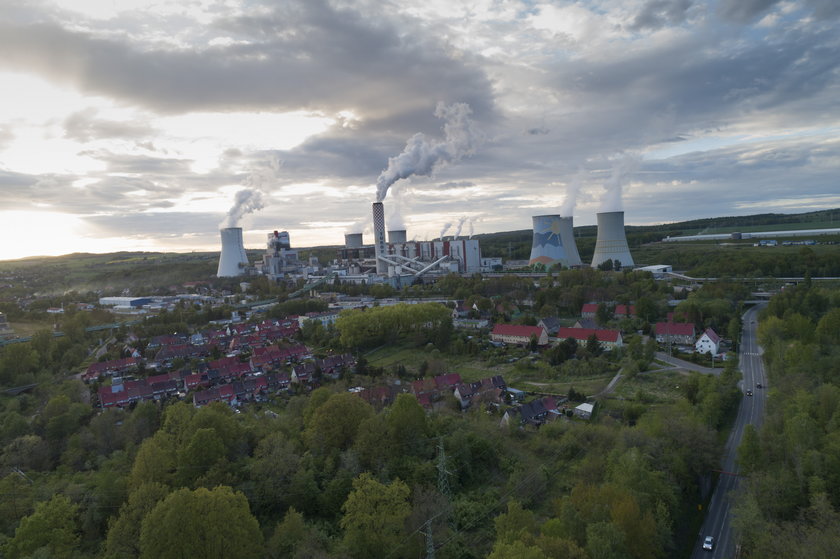 Polsko-czeski spór o kopalnię Turów. Władze Saksonii zleciły opinię prawną polskiej kancelarii