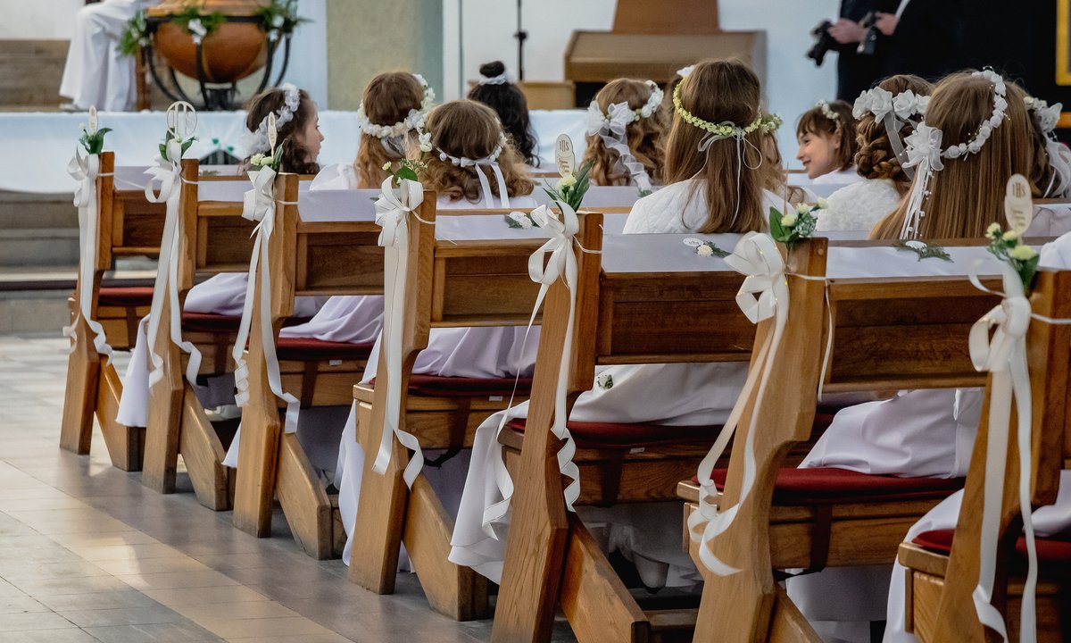 Te dzieci mogą nie zostać dopuszczone do pierwszej komunii. Ksiądz mówi, dlaczego