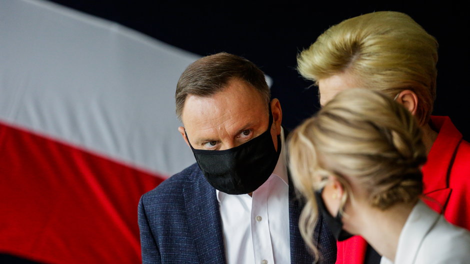 Andrzej Duda z żoną i córką