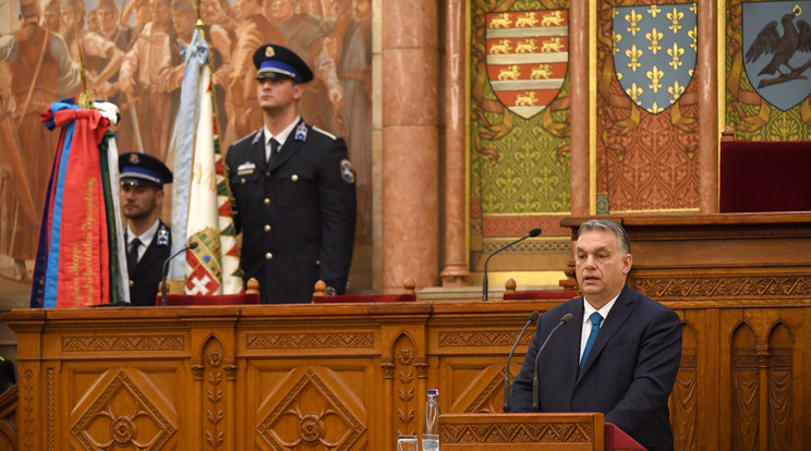 Orbán Viktor miniszterelnök beszédet mond a fennállásának 100. évfordulóját ünneplő magyar rendőrség ünnepi állománygyűlésén az Országházban 2020. március 6-án / Fotó: MTI/Illyés Tibor 