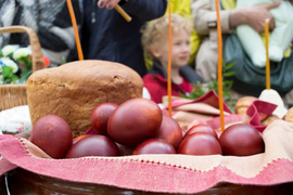 Ovaj običaj na VELIKI PETAK ŠTITI NAS OD DEMONA I ZLIH SILA: A evo šta treba uraditi sa JAJETOM ČUVARKUĆOM da bismo bili ZDRAVI