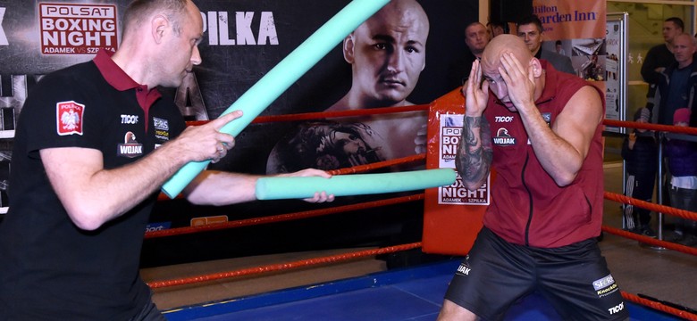 Artur Szpilka i Tomasz Adamek gotowi do walki. ZDJĘCIA
