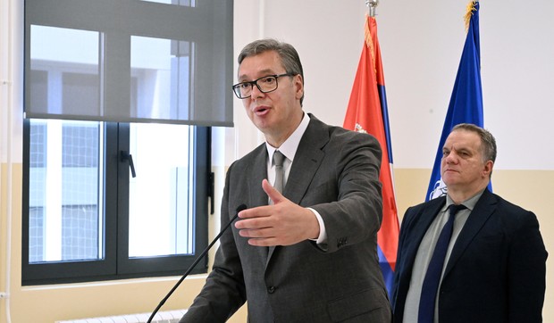 Aleksandar Vučić, Dejan Vuk Stanković