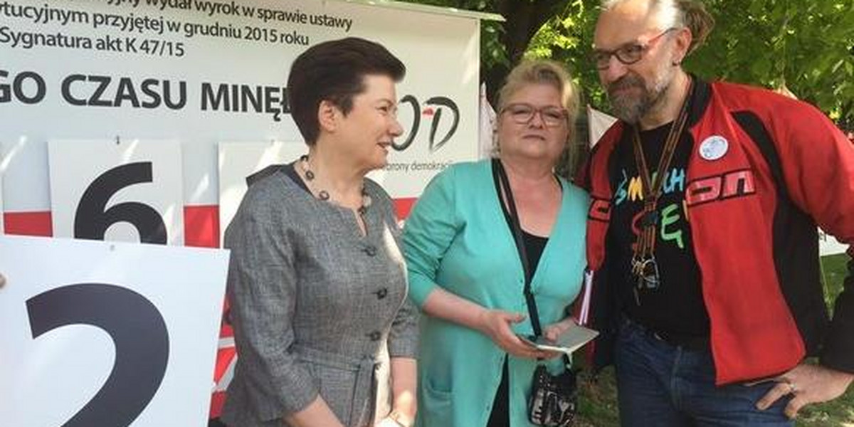 Elżbieta Pawłowicz z KOD-em