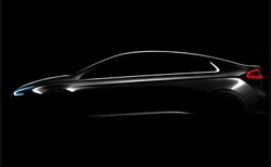 Trzy napędy w jednym aucie! Nowy hyundai ioniq na rynku. Koniec diesla?