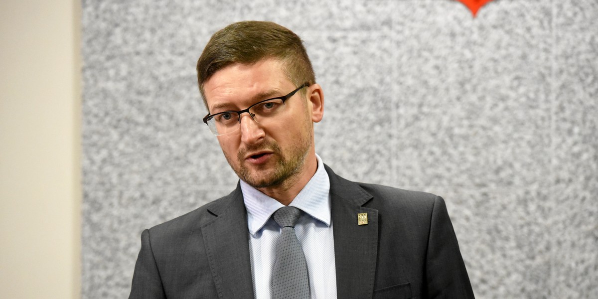 Na zdjęciu sędzia Paweł Juszczyszyn, który został odwołany z delegatury Sądu Okręgowego w Olsztynie decyzją Zbigniewa Ziobry. Szef senackiej komisji sprawiedliwości domaga się wyjaśnień w jego sprawie 