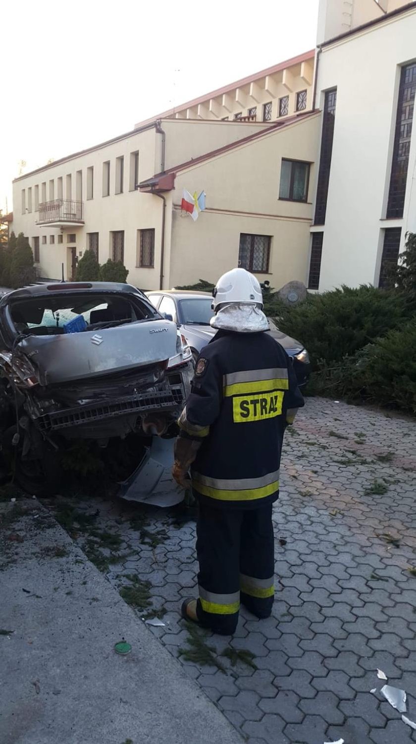 Wypadek na rondzie w Rąbieniu