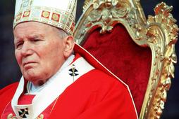 Jan Paweł II Rzym Watykan siedzi