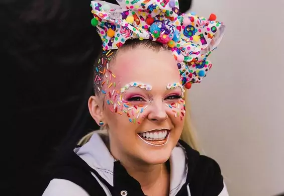 17-letnia gwiazda YouTube'a, JoJo Siwa, dokonała coming outu. "Najfajniejsza gejowska ciocia ever"