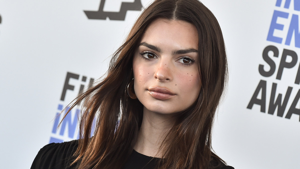 Emily Ratajkowski oskarża Robina Thicke'a o molestowanie seksualne