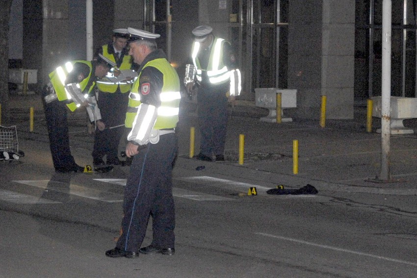 Da li je biciklistu neko oborio ili je sam pao: Sa uviđaja na mestu nesreće