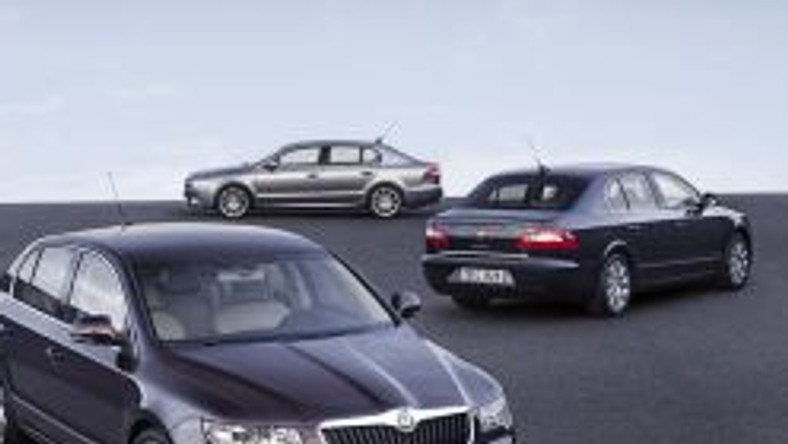 Skoda Superb Pierwsze Zdjecia Wnetrza I Dane Techniczne