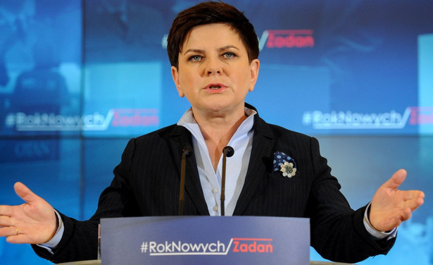 Najwięcej zwolenników rządu od początku urzędowania premier Beaty Szydło. SONDAŻ CBOS