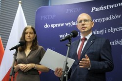 Komisja ds. pedofilii alarmuje Watykan. "Nie otrzymujemy żadnych dokumentów od Episkopatu"