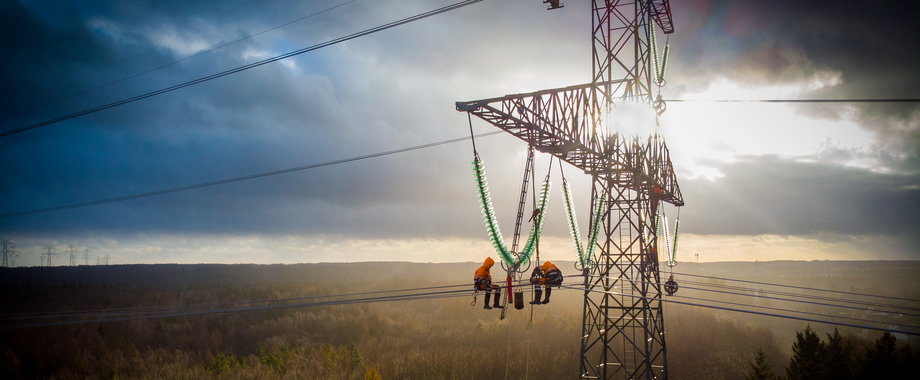 Gigantyczne inwestycje w sieci energetyczne. "Będziemy się zadłużać"