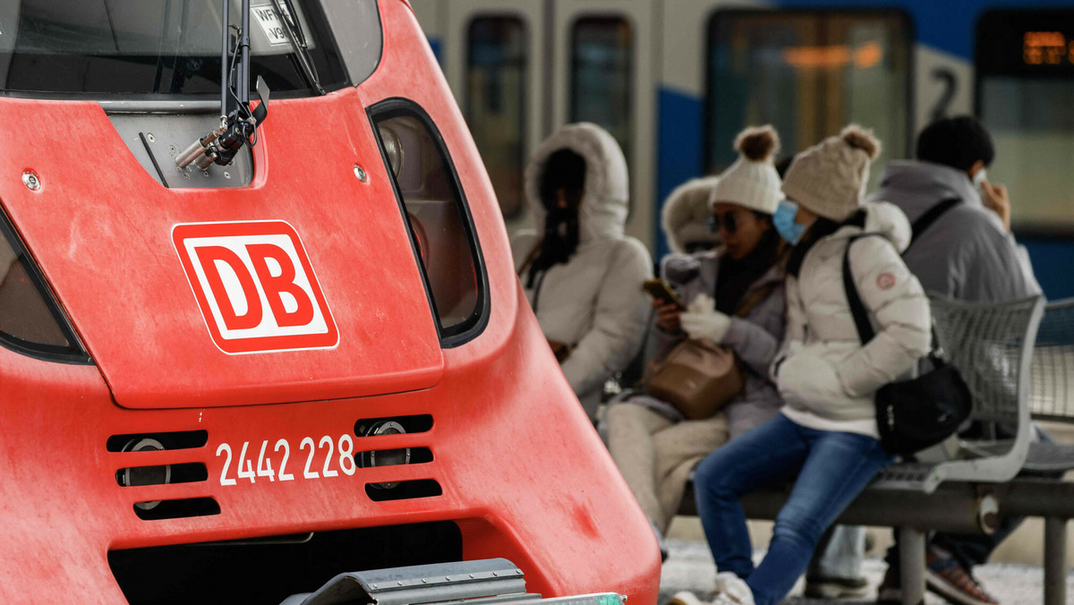 Niemiecka kolej w kryzysie. Zarząd Deutsche Bahn wypłaca miliony na premie 