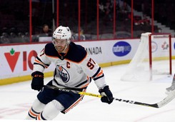 NHL. Grad goli w meczu Edmonton Oilers i St. Louis Blues