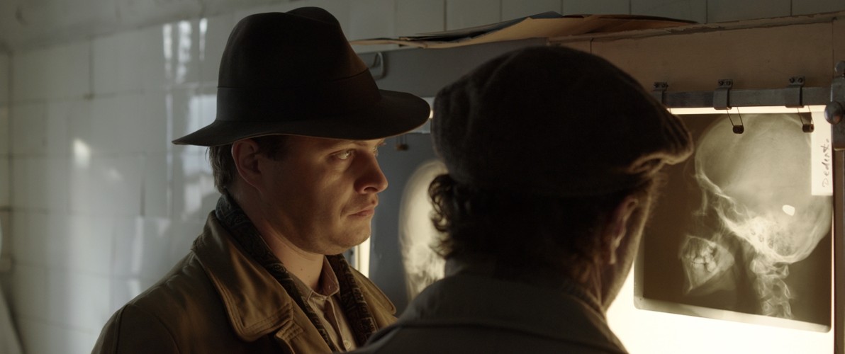 Tomasz Schuchardt oraz Arkadiusz Jakubik w filmie 'Ach śpij kochanie'. Premiera filmowa 20 października 2017 roku.