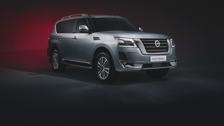 Nissan Patrol – nowe wcielenie terenowej legendy dla szejków Nissan Patrol – nowe wcielenie terenowej legendy dla szejków