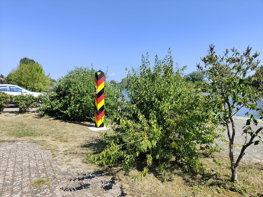 Polish-German border on the coast of the Oder 