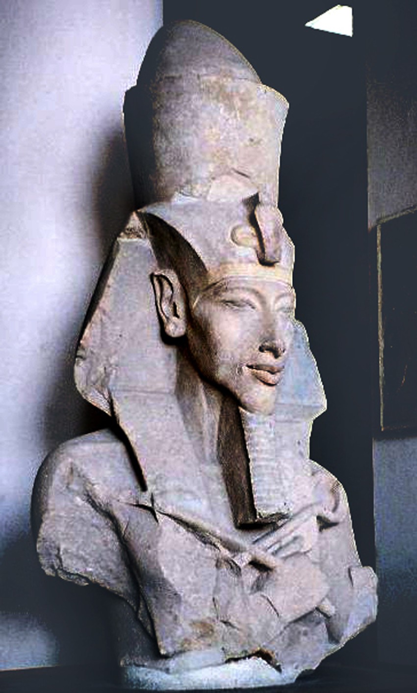 Faraon Ehnaton, koje se ranije zvao Amenhotep IV