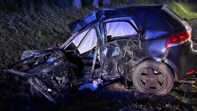 A tragic accident near Milicz. The 18-year-old is dead, the 47-year-old is in the hospital