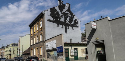 Nowy mural w Krakowie. Upamiętnia alianckich lotników